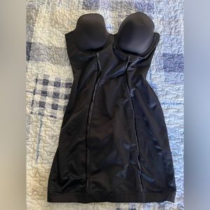 Maidenform Black Shapewear w/ Bodysuit closure 36C